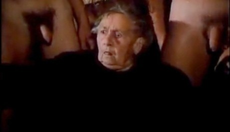 FOTO: Slunce, seno, erotika