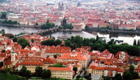 FOTO: Praha obehnaná Vltavou