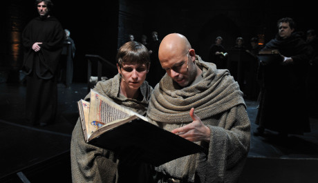 FOTO: Jaroslav Matějka, Vojtěch Blahuta a Viktor Skála, Jméno růže, MDB 2