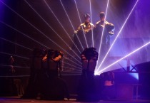 Laserová show FOTO: Foto z premiérového představení muzikálu Kat Mydlář v Divadle Broadway