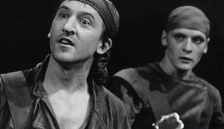 FOTO: Cyrano v popředí a Kristíán v pozadí