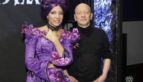 FOTO: Olga Lounov&aacute; s Liborem Vacul&iacute;kem na tiskov&eacute; konferenci 14.2.2011 k muzik&aacute;lu Kat Mydl&aacute;ř