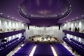 FOTO: Velk&yacute; s&aacute;l Kongresov&eacute;ho centra ve Zl&iacute;ně 