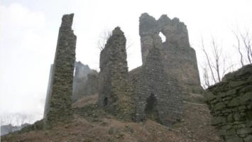 FOTO: zřícenina hradu Egerberk, Lestkov