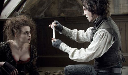 Sweeney Todd FOTO: Sweeney Todd s Neville Lovettovou