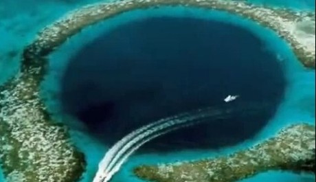 FOTO: The Great Blue Hole