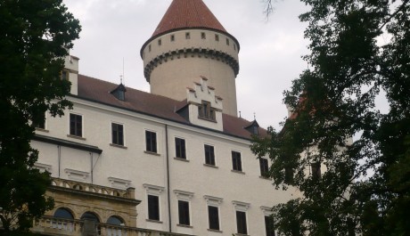 FOTO: Zámek Konopiště s věží
