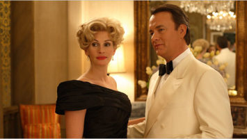 FOTO: Julia Roberts a Tom Hanks ve filmu Soukromá válka pana Wilsona