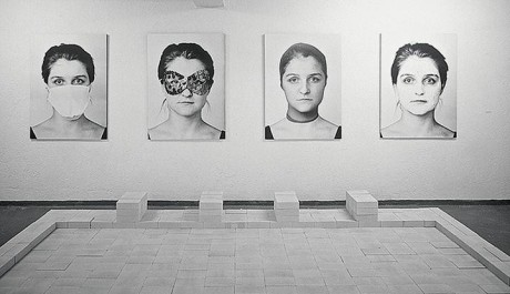 FOTO: Milena Dopitov&aacute; Čtyři masky, 1992