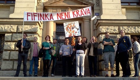 FOTO: Demonstrace za Fifinku