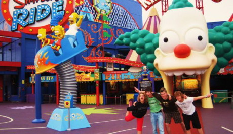 FOTO: Návštěva zábávního parku s téma Simpsonovi.