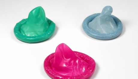 HA nechrání před pohlavně přenosnými chorobami a virem HIV