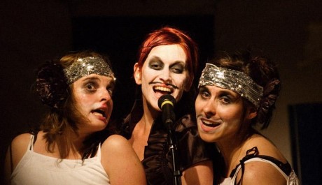 FOTO:Johana Vaňousová, Dominika Šindelková a Adéla Nesrstová