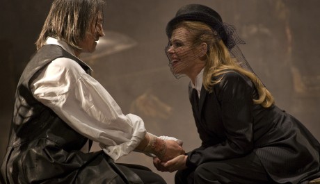 Foto: M. Stropnický a D. Havlová v muzikálu Cyrano!! Cyrano!! Cyrano!!