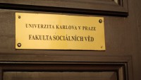 Fakulta sociálních věd