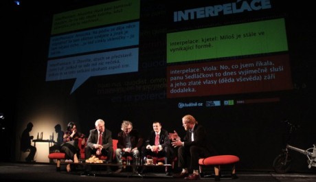 Foto: Ře&scaron;en&iacute; jevi&scaron;tě Nov&eacute; sc&eacute;ny při Interpelac&iacute;ch