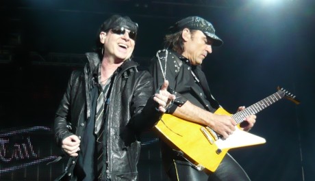Scorpions na ostravském koncertě pořádném jednou z českých politických stran v roce 2010, Zdroj: Topzine.cz, Foto: Sabina Jesenovská