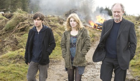 FOTO: Jsme na &uacute;těku, proto jsme nen&aacute;padně zap&aacute;lili auto