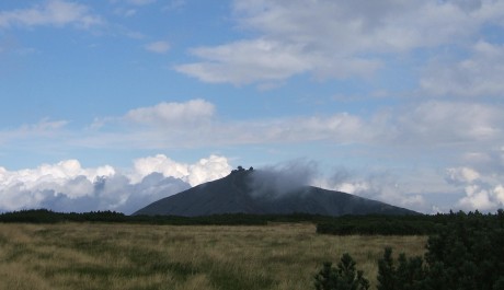 FOTO: Sněžka, nejvy&scaron;&scaron;&iacute; hora Krkono&scaron;
