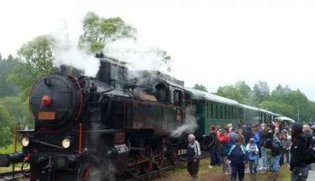 FOTO: Postřižinsk&yacute; expres