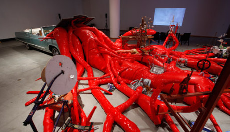 FOTO: Multimediální instalace Palms (2007) Johna Bocka