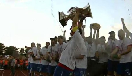 Pavel Horváth s pohárem pro mistra ligy