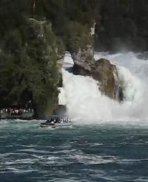 FOTO: Vodop&aacute;dy Rheinfall