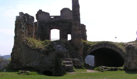 FOTO: Zřícenina hradu Zvířetice