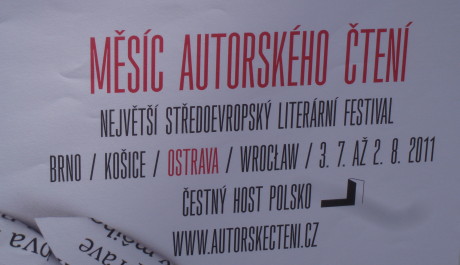 FOTO: Měsíc autorského čtení 2011