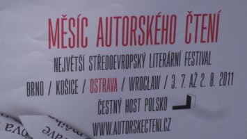FOTO: Měsíc autorského čtení 2011