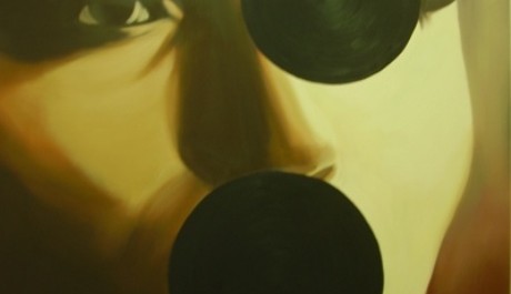 FOTO."Čern&eacute; kruhy - k viděn&iacute; na v&yacute;stavě Kr&aacute;lovna piercingu, obrazy z dějin současnosti."