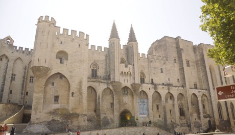 FOTO: Papežský palác