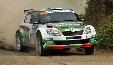 FOTO:Juho H&auml;nninen ovl&aacute;dl Rallye Azorsk&eacute; ostrovy
