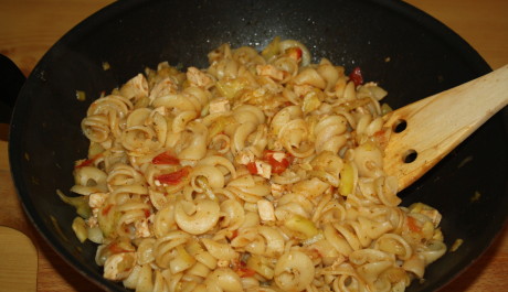 FOTO: Těstoviny s cuketou - detail