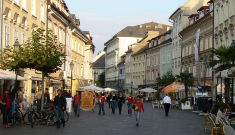 Klagenfurt - ulice s domy