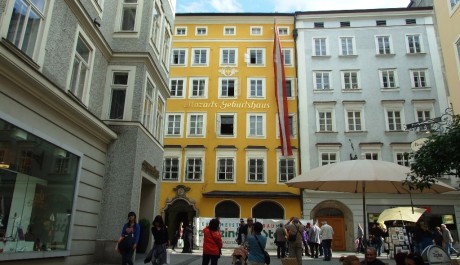 FOTO: Mozartův rodn&yacute; dům