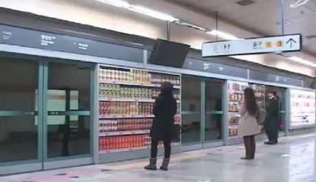 FOTO: Tesco supermarket v soulském metru