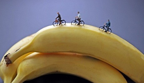 FOTO: Cyklisté na banánu, Christopher Boffoli