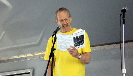 FOTO: Philip Levine při jednom z autorských čtení