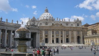 FOTO: Náměstí a Bazilika Sv. Petra
