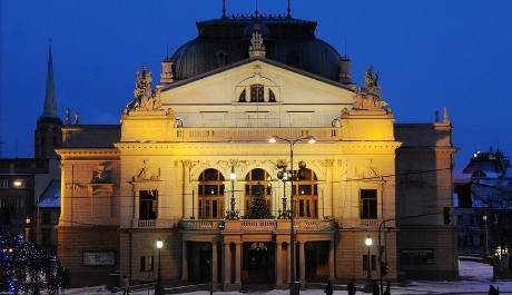 FOTO: Budova Velkého divadla DJKT v Plzni