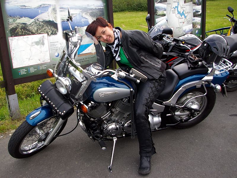 FOTO: Zdenka a její Yamaha Dragstar 650