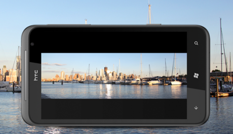 FOTO: HTC Titan, obří telefon s obřím displejem