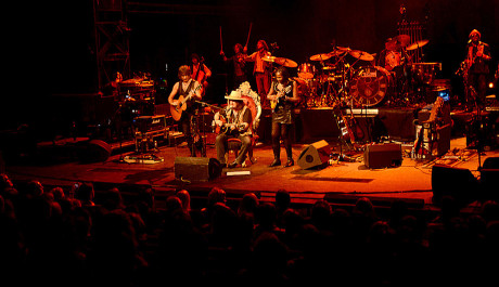 FOTO: Zucchero v Divadle Hybernia