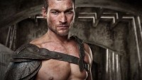 FOTO: Herec Andy Whitfield jako Spartakus ve stejnojmenném seriálu 