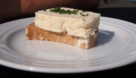 FOTO: Rillettes ze zauzeného pstruha