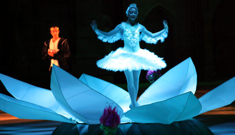 foto: Popelka na ledě