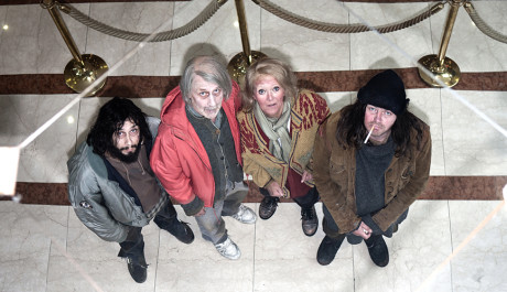 FOTO: Čtyři bezdomovci ze hry Domov můj