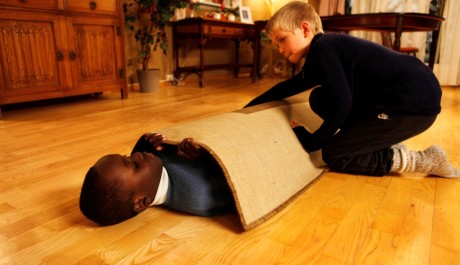 FOTO: Happy, Happy (2010)