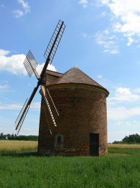 FOTO: větrn&yacute; ml&yacute;n Chvalkovice
